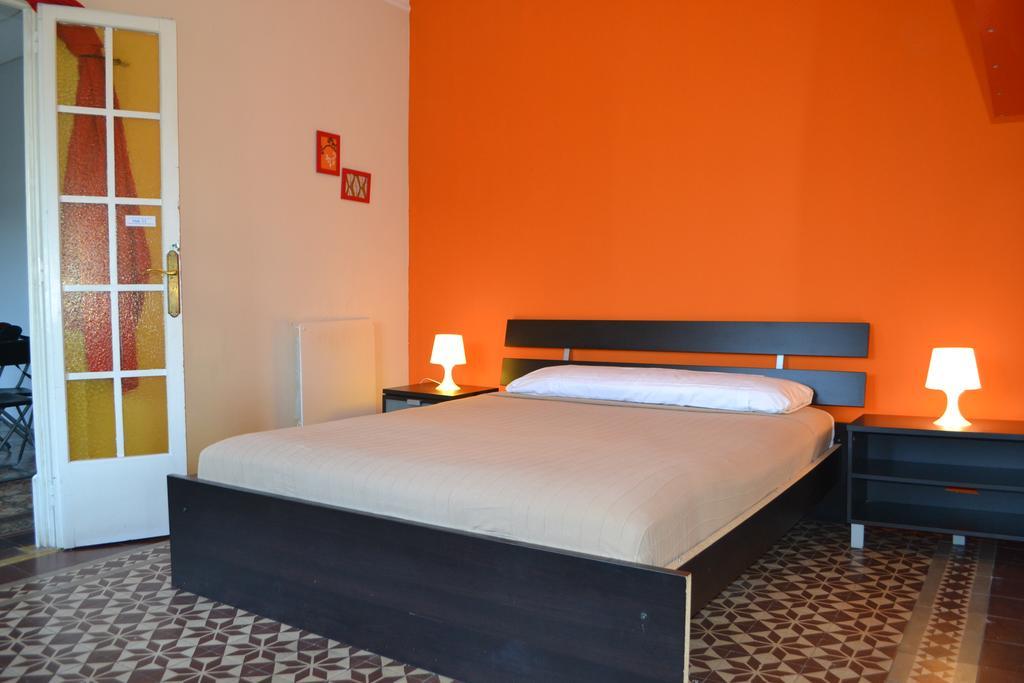 ברצלונה Blue Hostel חדר תמונה