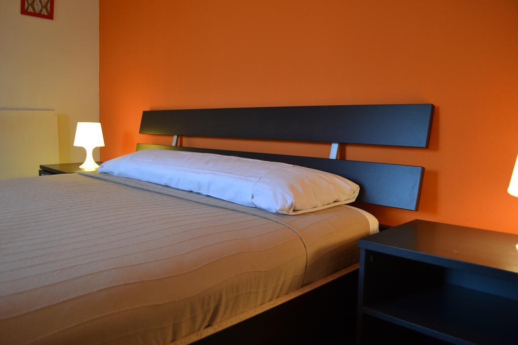 ברצלונה Blue Hostel חדר תמונה