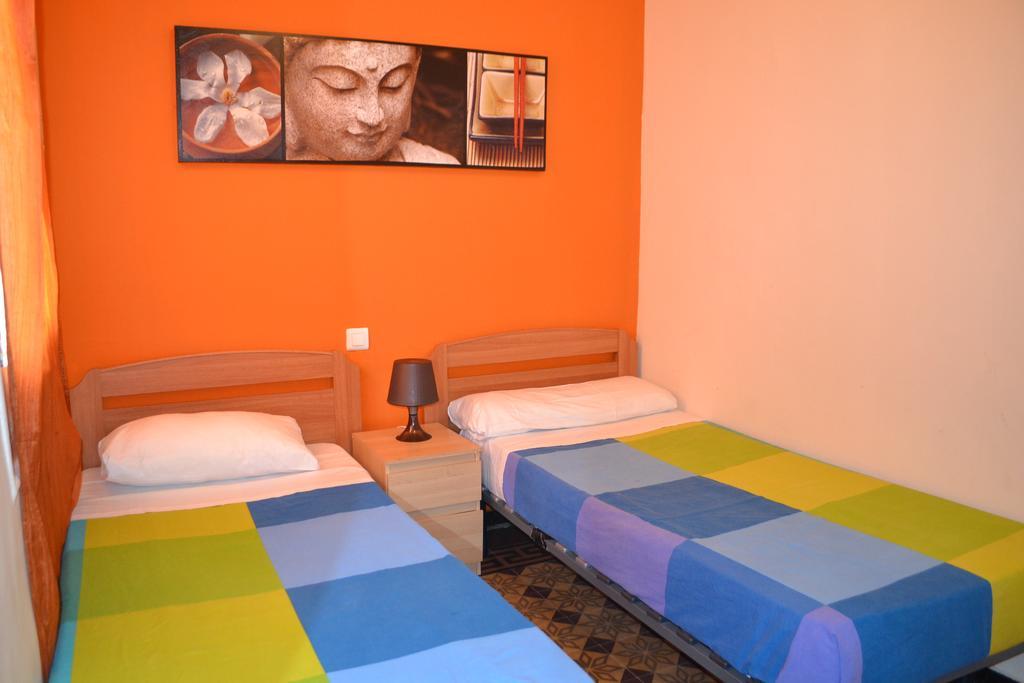 ברצלונה Blue Hostel חדר תמונה