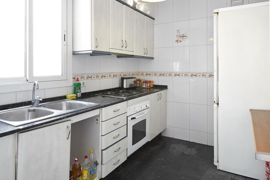 ברצלונה Blue Hostel מראה חיצוני תמונה