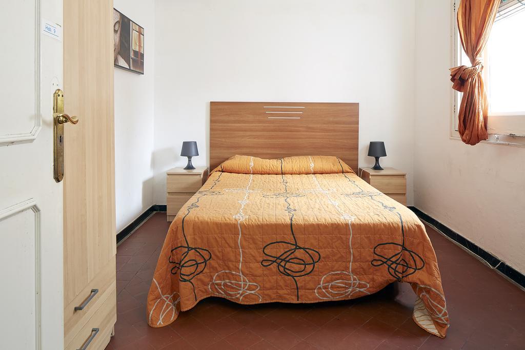 ברצלונה Blue Hostel מראה חיצוני תמונה