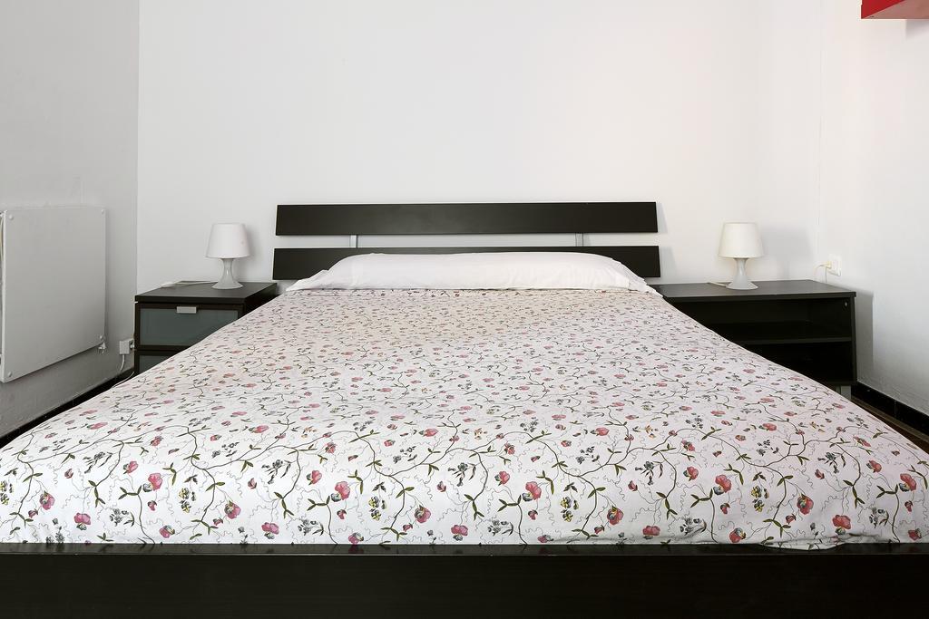 ברצלונה Blue Hostel מראה חיצוני תמונה