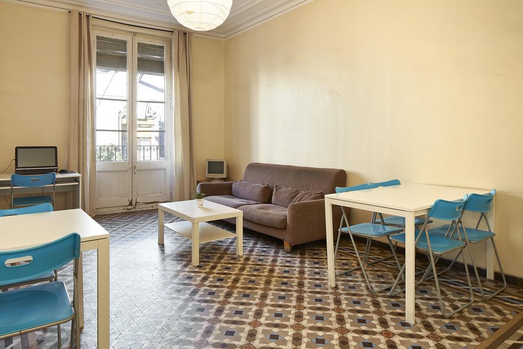 ברצלונה Blue Hostel מראה חיצוני תמונה