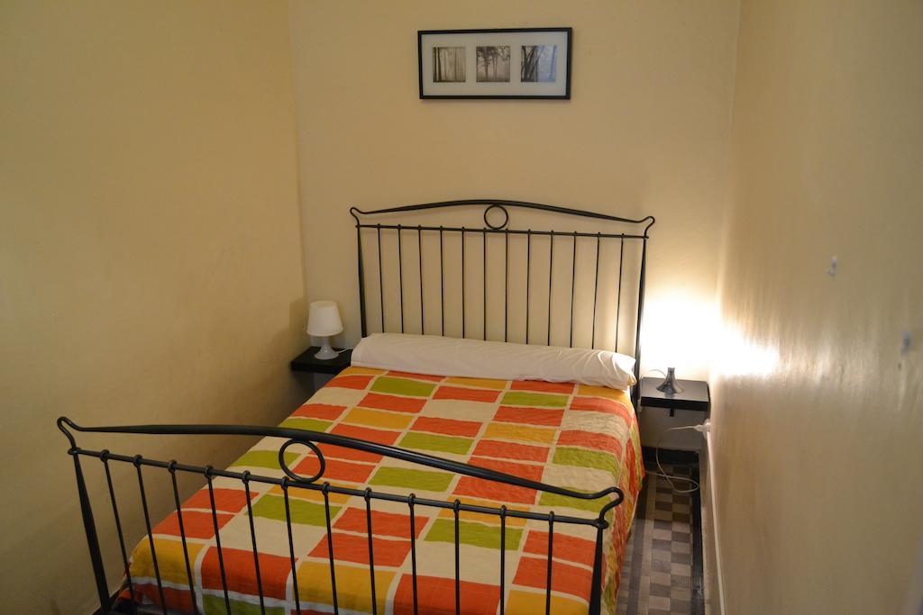 ברצלונה Blue Hostel חדר תמונה