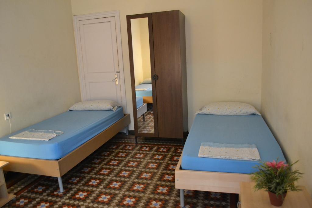 ברצלונה Blue Hostel חדר תמונה